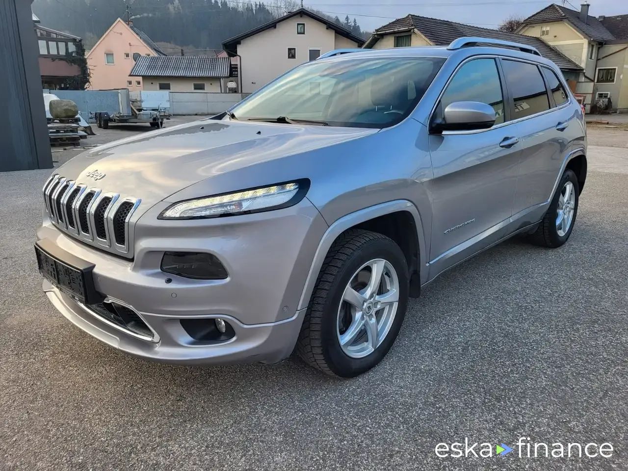 Leasing SUV Jeep Cherokee 2017