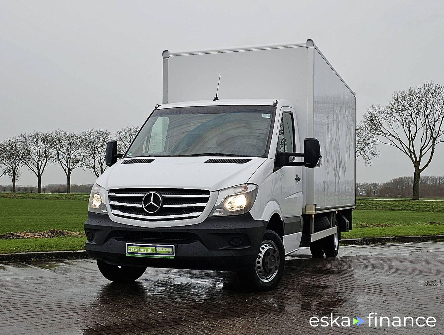 Leasing Closed Box Mercedes-Benz SPRINTER 513 2016