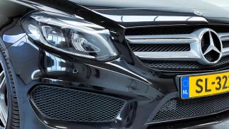 Lízing Hatchback MERCEDES B 180 2018