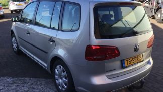Lízing Hatchback Volkswagen Touran 2011