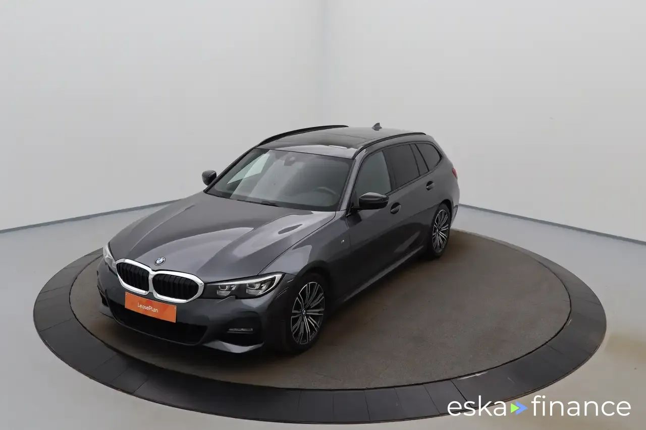 Finansowanie Wóz BMW 318 2020