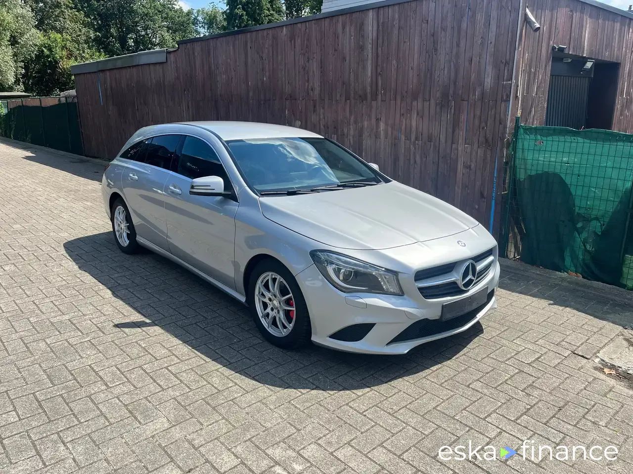 Leasing Wagon MERCEDES CLA 200 2015