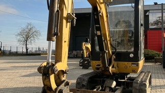 Financování Pásové rypadlo Caterpillar 301.7D 2017