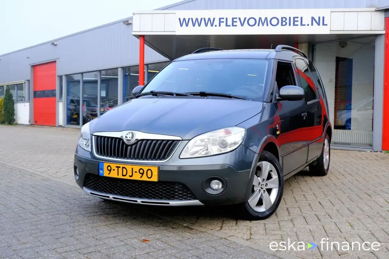 Leasing Hatchback Skoda Roomster 2014