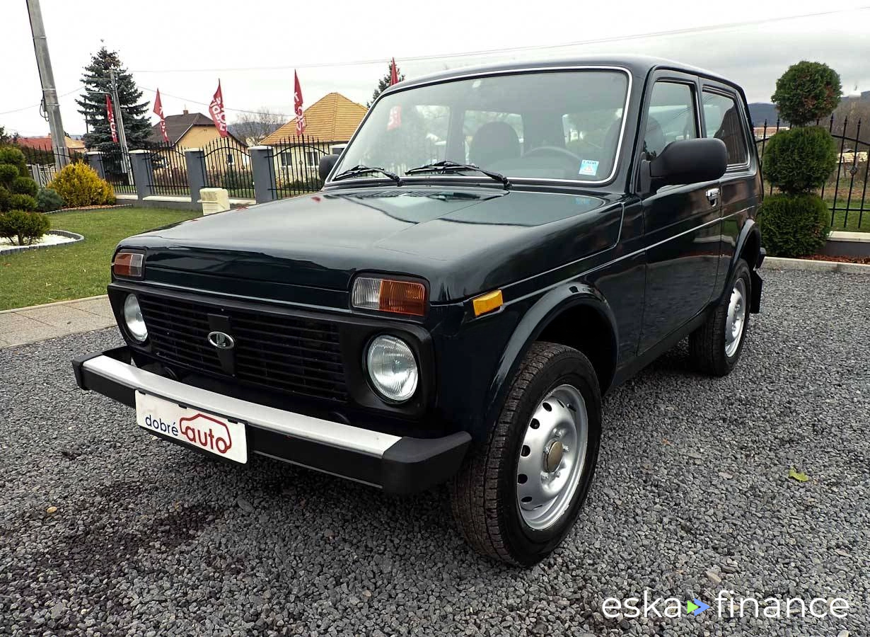 Finansowanie SUV Lada Niva 2013