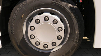 Leasing Tractor unit MERCEDES 1845 2017