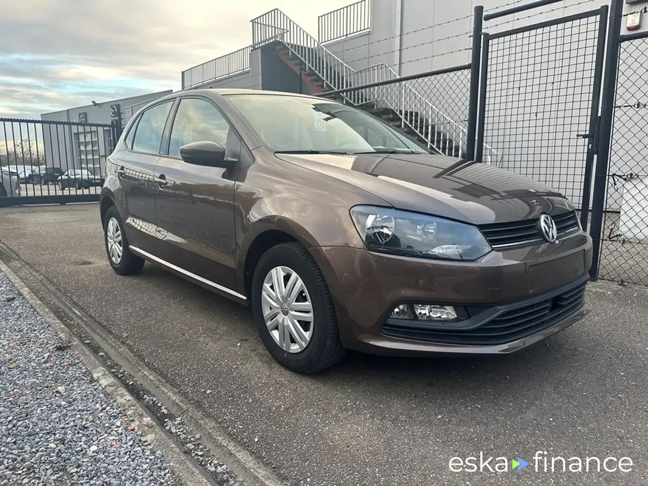 Lízing Hatchback Volkswagen Polo 2017