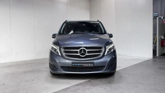 Lízing Hatchback MERCEDES V 220 2015