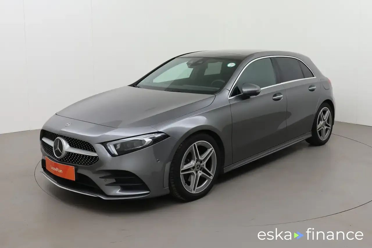 Leasing Hatchback MERCEDES A 180 2019