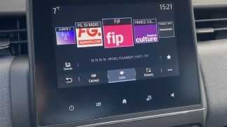 Financování Sedan Renault Clio 2025