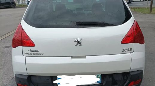 Peugeot 3008 2011