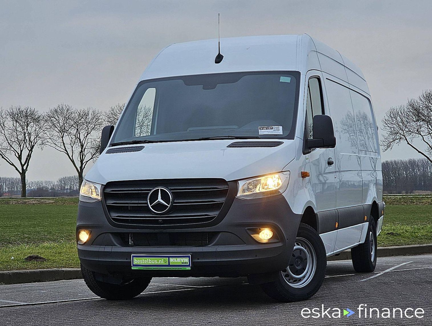 Lízing Van Mercedes-Benz SPRINTER 317 2024