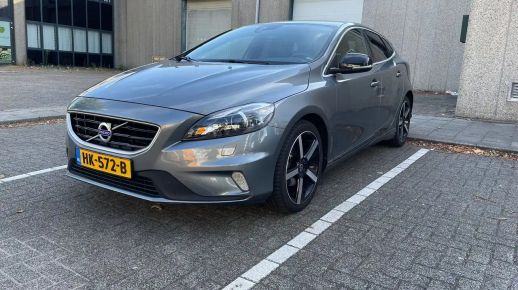 Volvo V40 2015