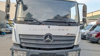 Ciężarówka (podwozie) Mercedes-Benz Atego 2015