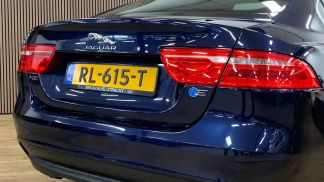 Lízing Sedan Jaguar XE 2018