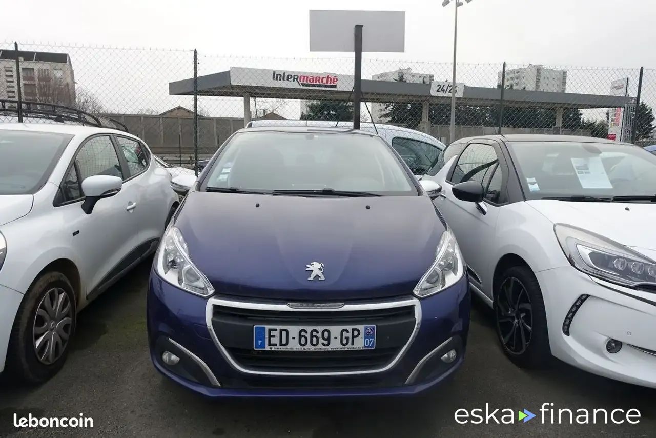 Leasing Hatchback Peugeot 208 2016