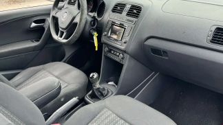 Financování Sedan Volkswagen Polo 2015
