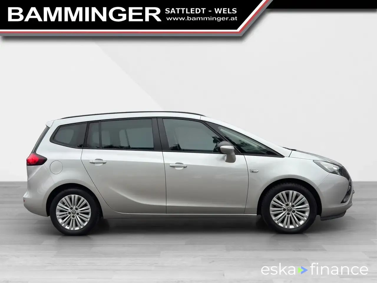 Lízing Hatchback Opel Zafira Tourer 2016