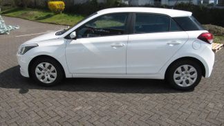 Financování Hatchback Hyundai i20 2016
