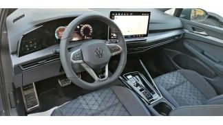 Leasing Sedan Volkswagen Golf 2024