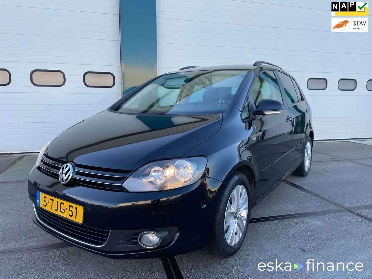 Leasing Passenger transport Volkswagen Golf Plus 2013