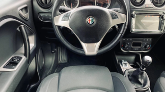 Hatchback Alfa Romeo MI TO 2015
