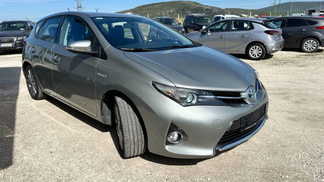 Leasing Hatchback Toyota Auris 2014