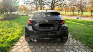 Finansowanie Sedan Toyota Yaris 2021