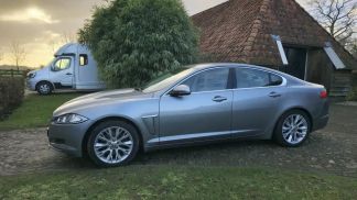 Lízing Sedan Jaguar XF 2012