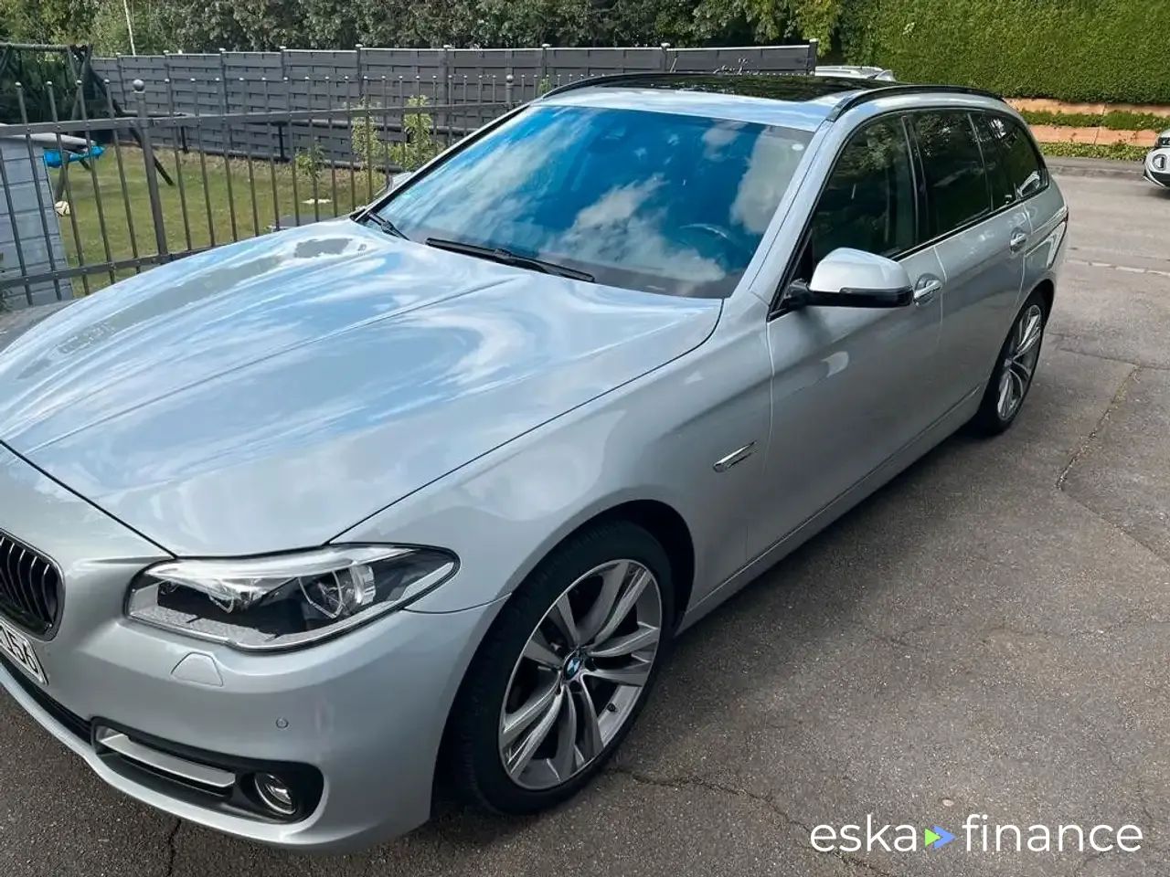 Wóz BMW 530 2016