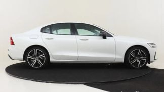 Lízing Sedan Volvo S60 2021