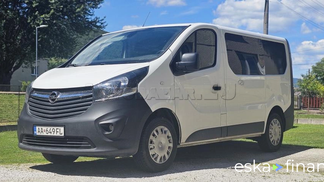 Zamknięte pudełko Opel Vivaro 2019