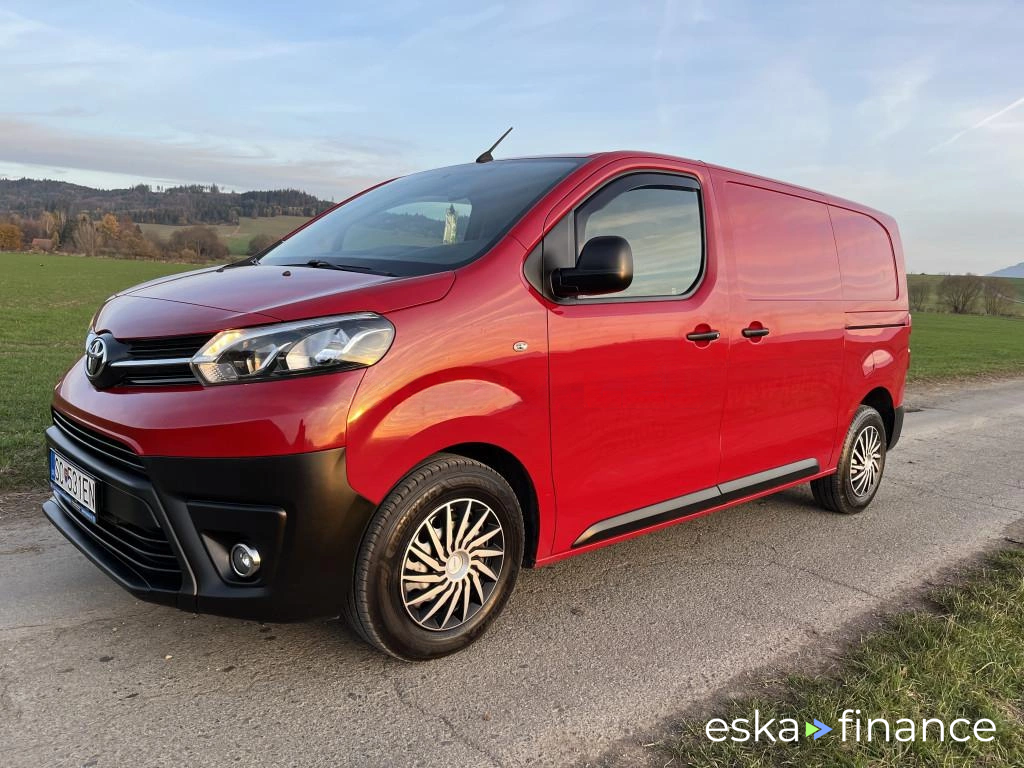 Lízing Van Toyota Proace 2017