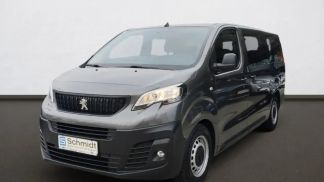 Lízing Hatchback Peugeot Traveller 2022