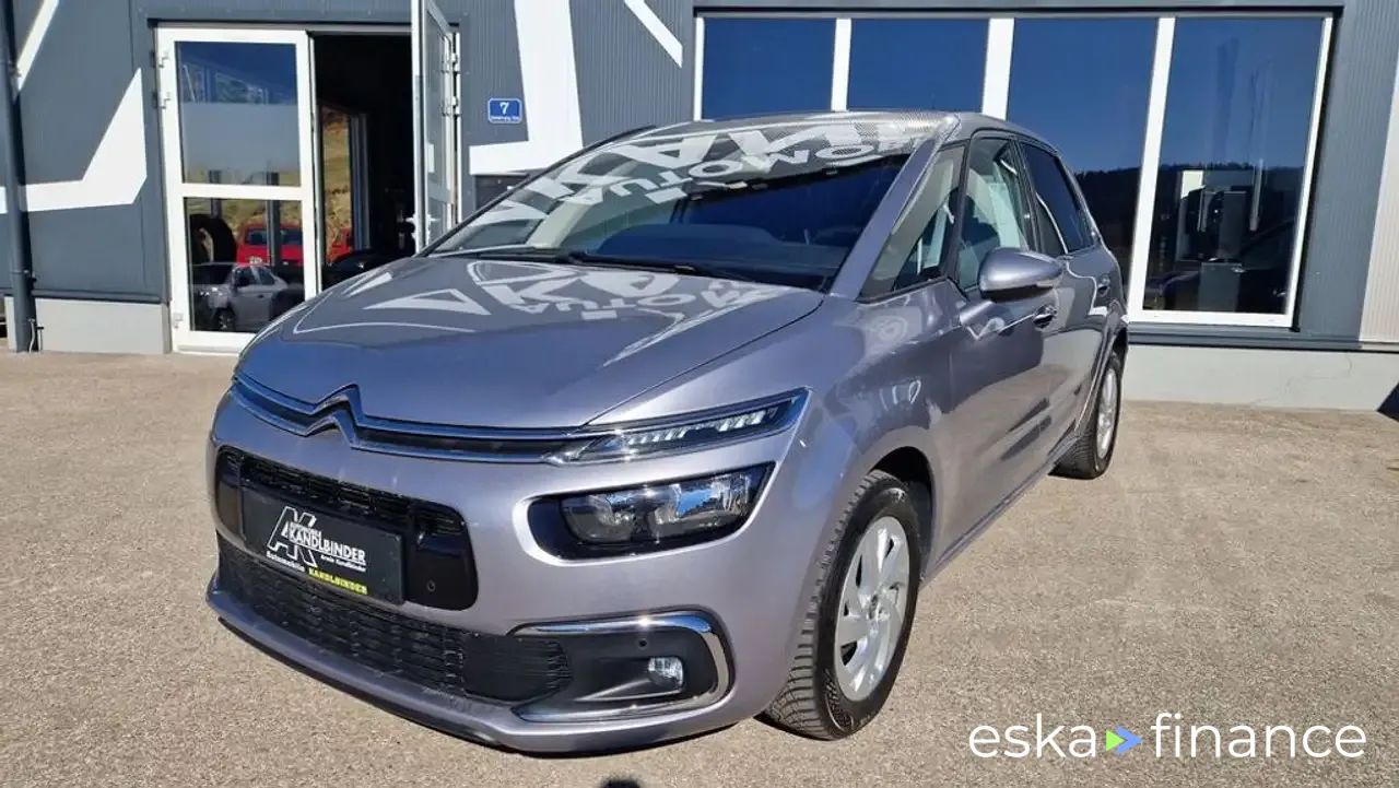 Financování Hatchback Citroën C4 Picasso 2017