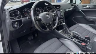 Lízing Sedan Volkswagen Golf 2013