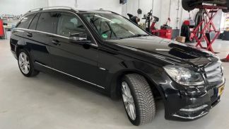 Finansowanie Wóz MERCEDES C 200 2011