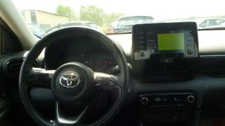 Lízing Sedan Toyota Yaris 2021