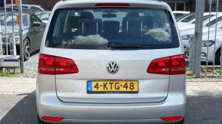 Lízing Hatchback Volkswagen Touran 2011