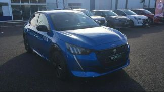 Lízing Sedan Peugeot 208 2024