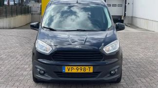 Lízing Sedan Ford Transit Courier 2015