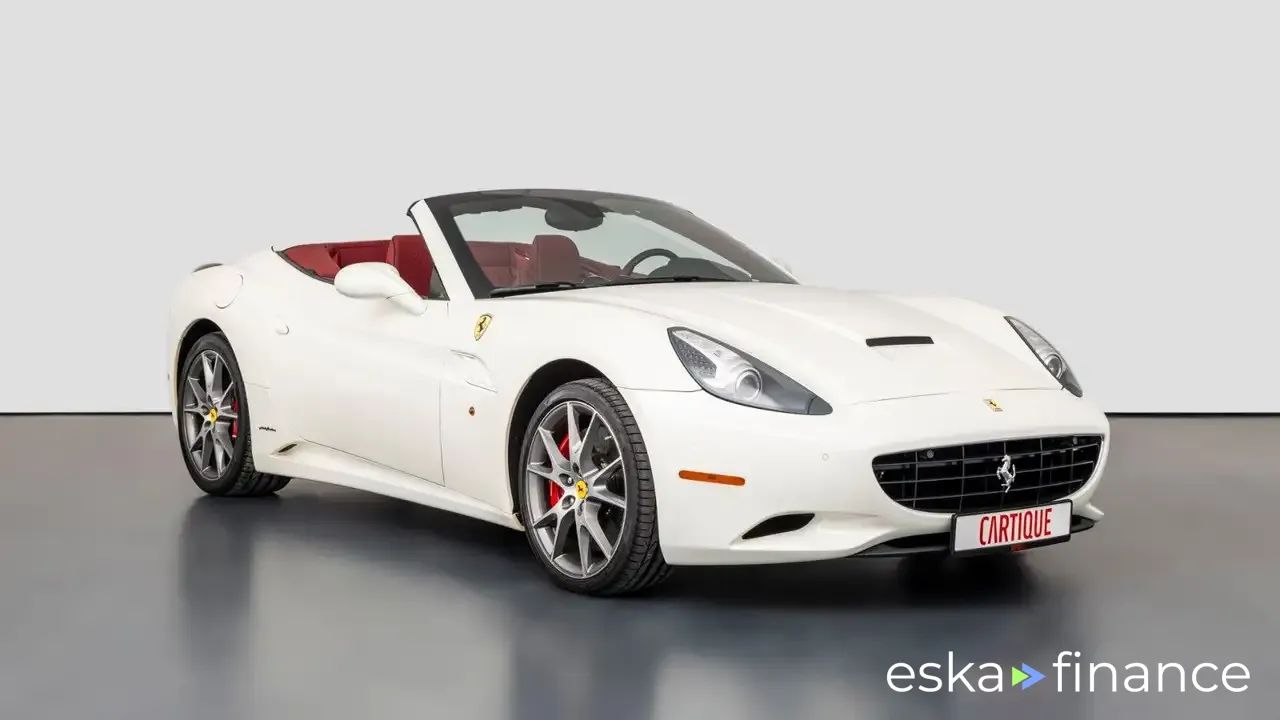 Lízing Kabriolet Ferrari California 2010