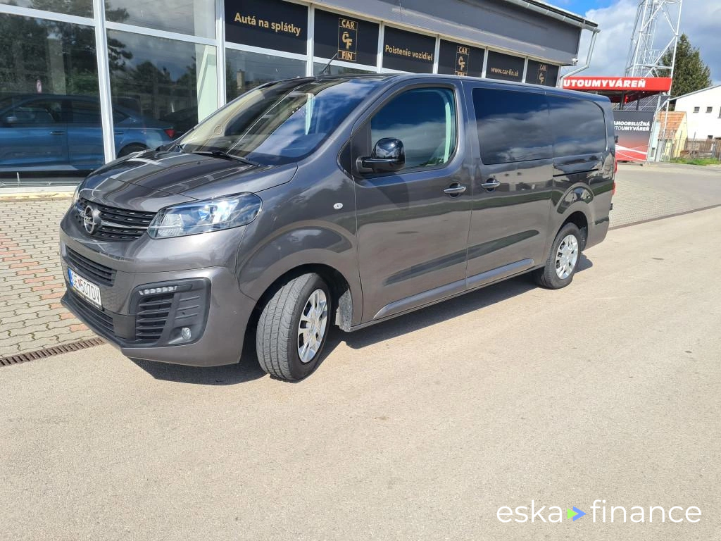 Van Opel Vivaro 2022