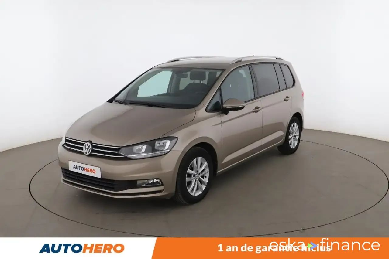 Leasing Hatchback Volkswagen Touran 2017