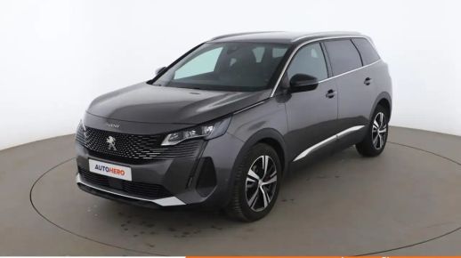 Peugeot 5008 2021