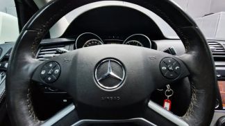 Lízing Hatchback MERCEDES R 350 2011