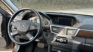 Lízing Sedan MERCEDES E 220 2011