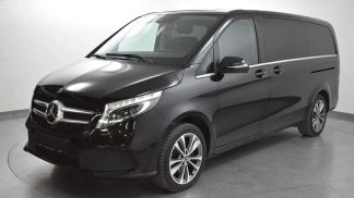 Lízing Hatchback MERCEDES V 300 2020