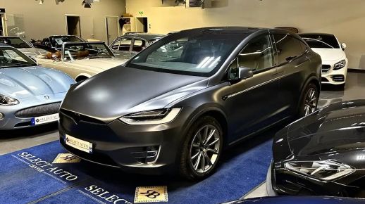 Tesla Model X 2018