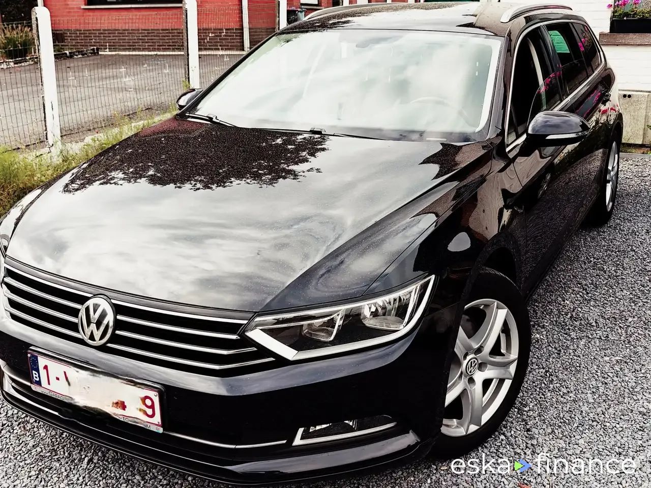 Wóz Volkswagen Passat Variant 2015